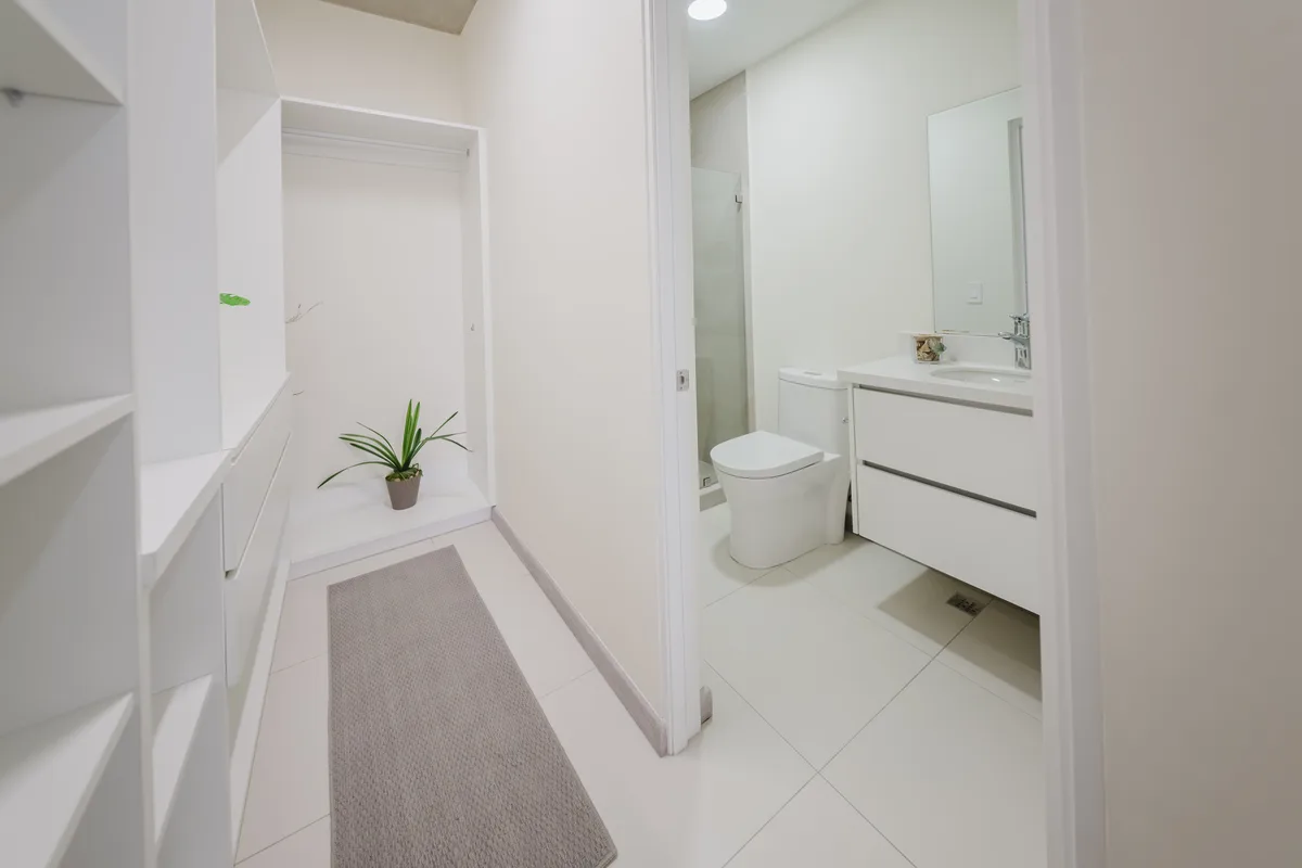 Baños y closet · 21